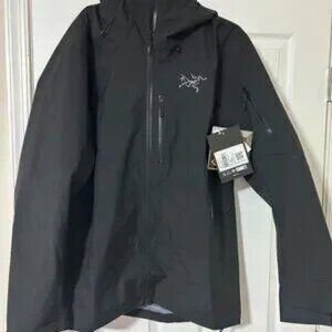 Arcteryx Beta Series Beta LT Hooded Hardshell Jacket, Black